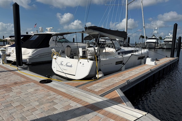 FAR NIENTE 43ft Jeanneau Yacht For Sale