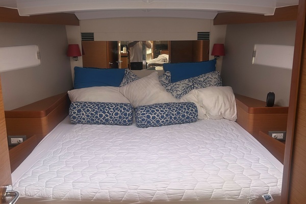 FAR NIENTE 43ft Jeanneau Yacht For Sale