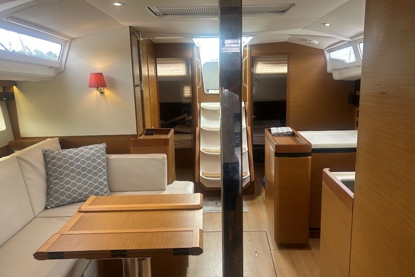 FAR NIENTE 43ft Jeanneau Yacht For Sale