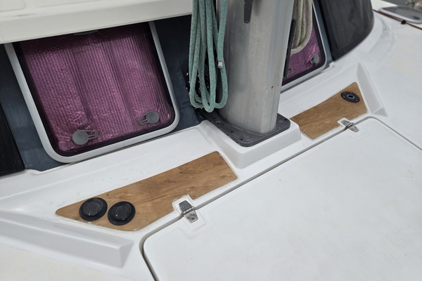 42ft Fountaine Pajot Yacht For Sale
