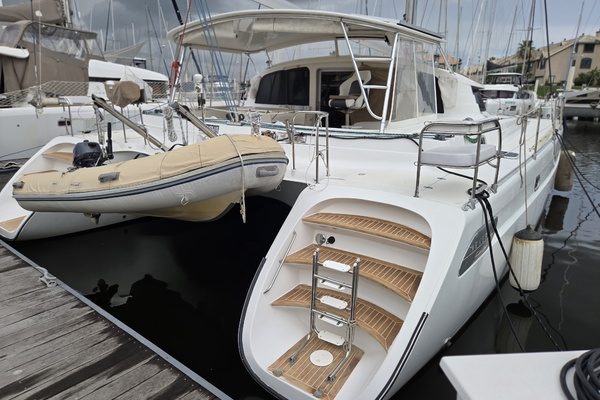 42ft Fountaine Pajot Yacht For Sale