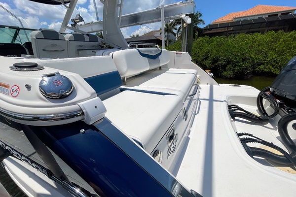 28ft Chaparral Yacht For Sale