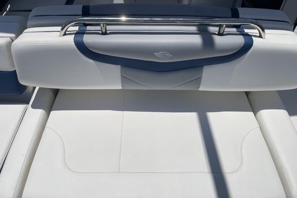 28ft Chaparral Yacht For Sale