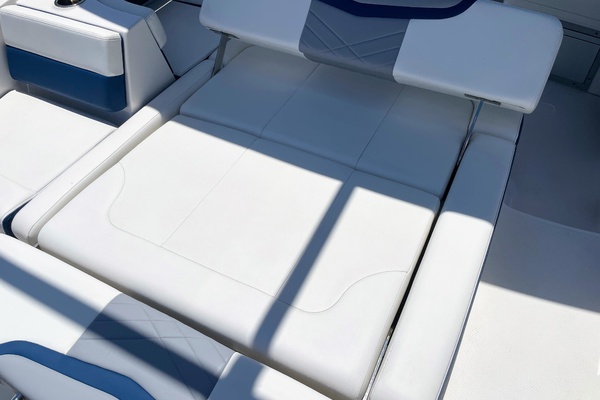 28ft Chaparral Yacht For Sale