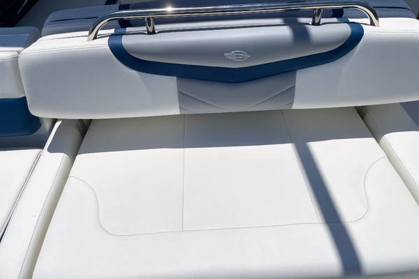 28ft Chaparral Yacht For Sale