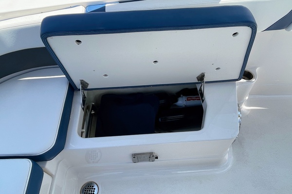 28ft Chaparral Yacht For Sale