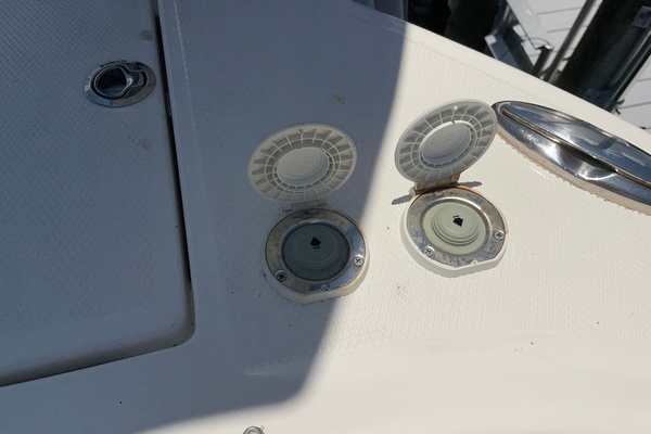 28ft Chaparral Yacht For Sale