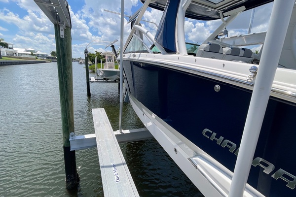 28ft Chaparral Yacht For Sale