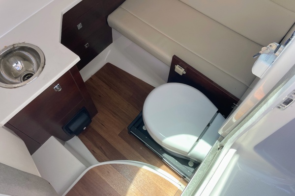28ft Chaparral Yacht For Sale