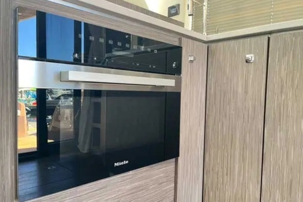 2025 Sessa 47