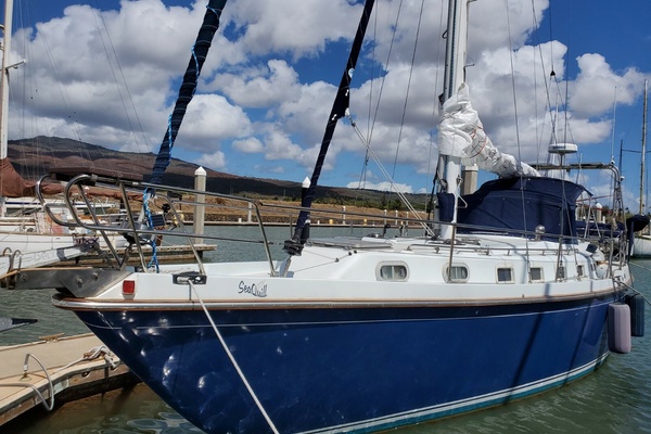 KRAKEN 39ft Hughes Columbia Yacht For Sale