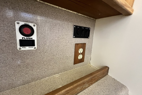 29ft Albemarle Yacht For Sale