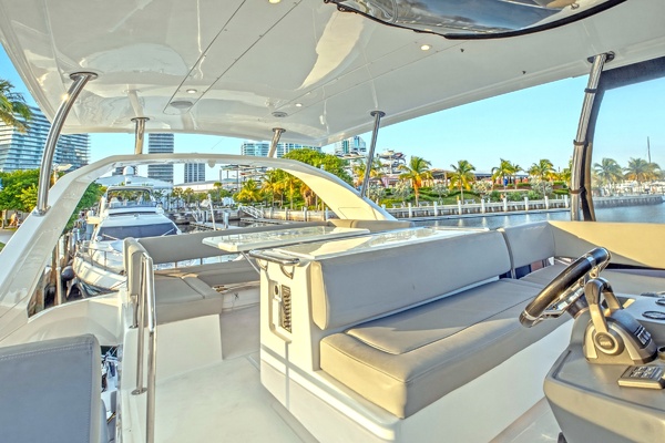 Little Lebowski 44ft Aquila Yacht For Sale