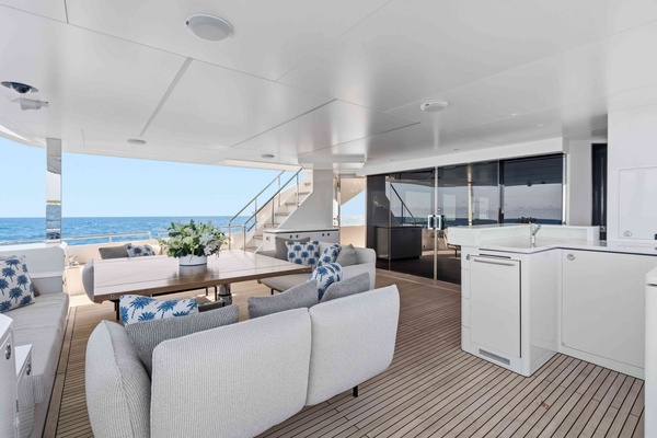 THE ROCK 100ft Horizon Yacht For Sale