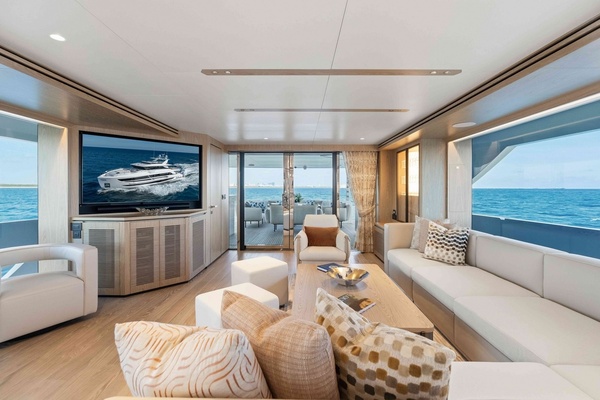THE ROCK 100ft Horizon Yacht For Sale