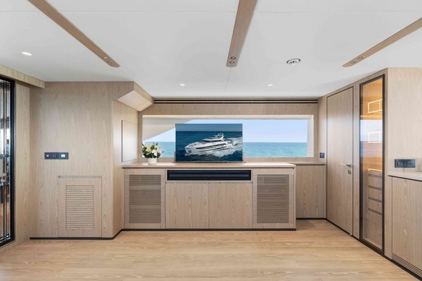 THE ROCK 100ft Horizon Yacht For Sale