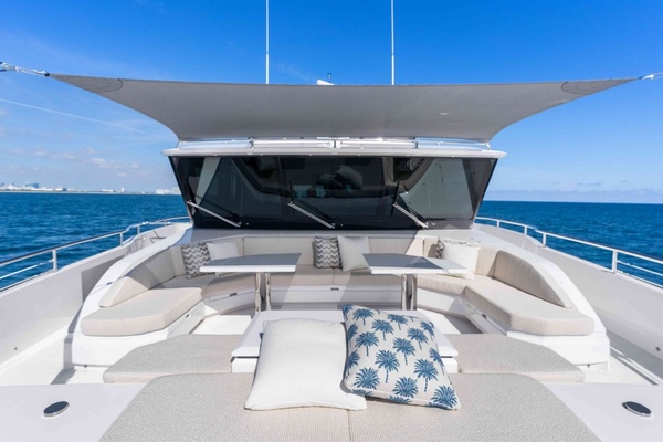 THE ROCK 100ft Horizon Yacht For Sale