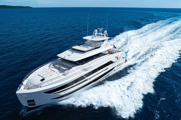 THE ROCK 100ft Horizon Yacht For Sale