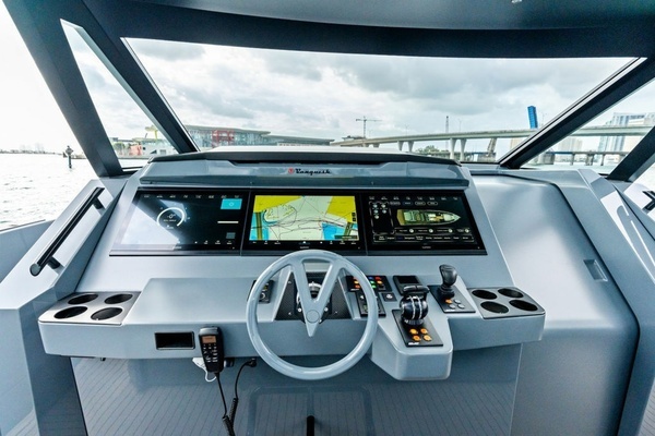 2024 Vanquish Yachts 57