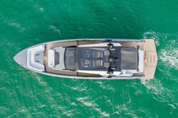 2024 Vanquish Yachts 57