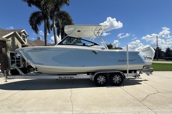 2021 Blackfin 27
