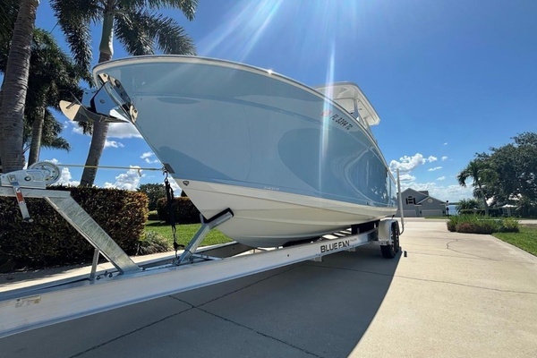 2021 Blackfin 27