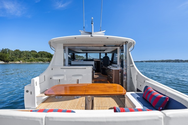 Matterhorn White 50ft ECLIPSE Yacht For Sale