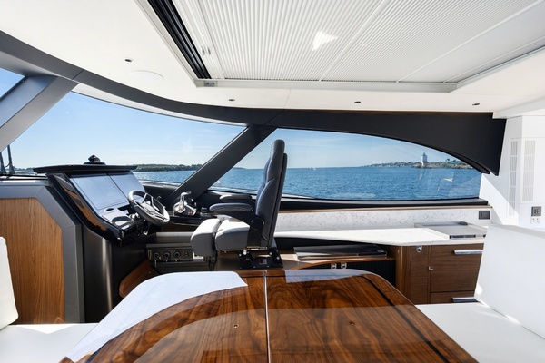 Matterhorn White 50ft ECLIPSE Yacht For Sale
