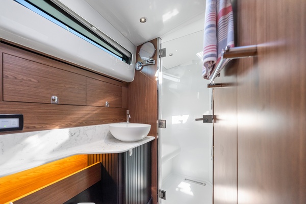Matterhorn White 50ft ECLIPSE Yacht For Sale