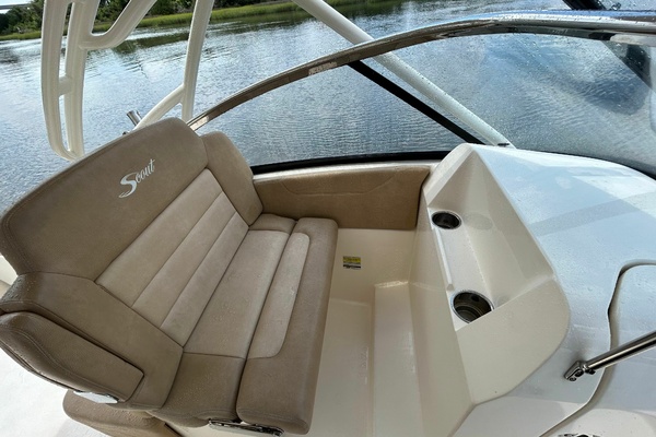 25ft Scout Yacht For Sale