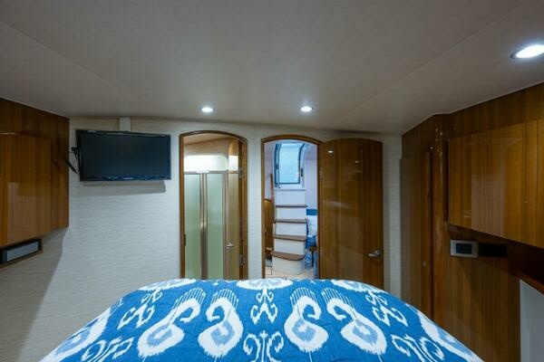 2012 Viking 42
