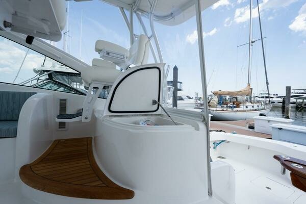 2012 Viking 42