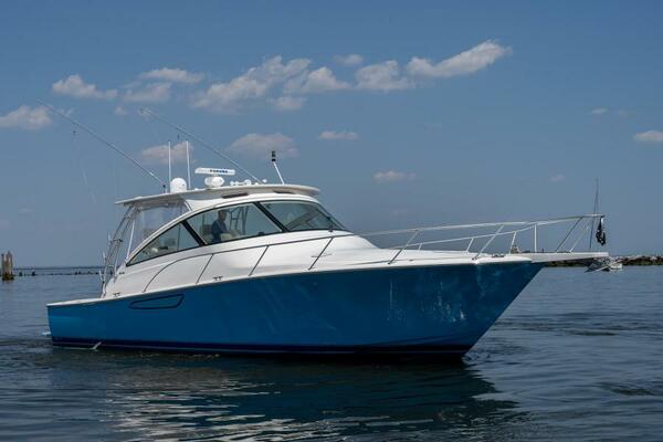 Drop Em 42ft Viking Yacht For Sale