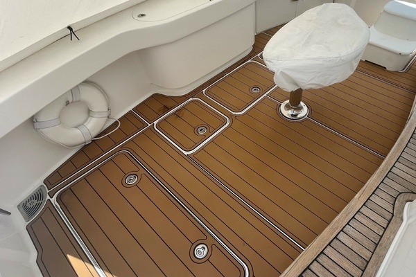 2012 Viking 42