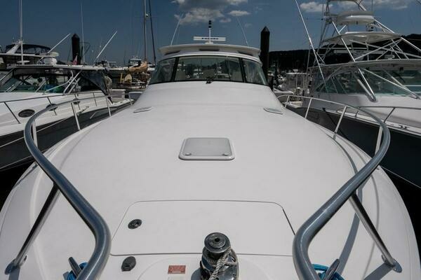 2012 Viking 42