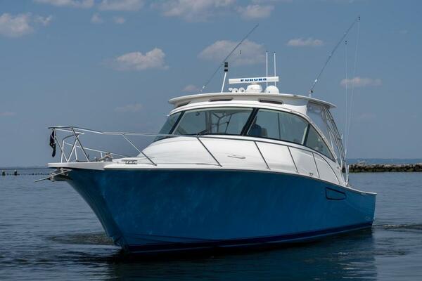 Drop Em 42ft Viking Yacht For Sale