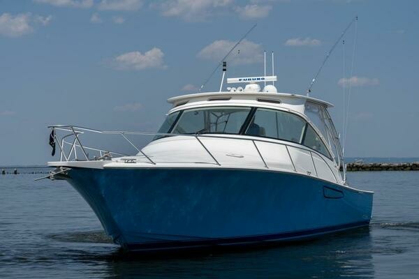 2012 Viking 42