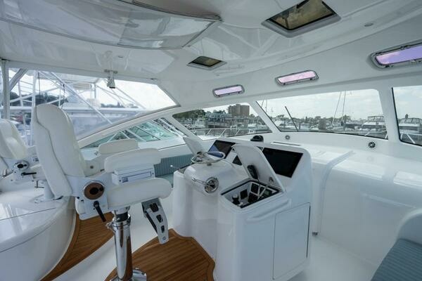 2012 Viking 42