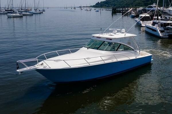 2012 Viking 42