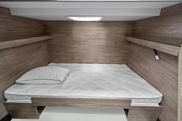 2024 Fountaine Pajot 44