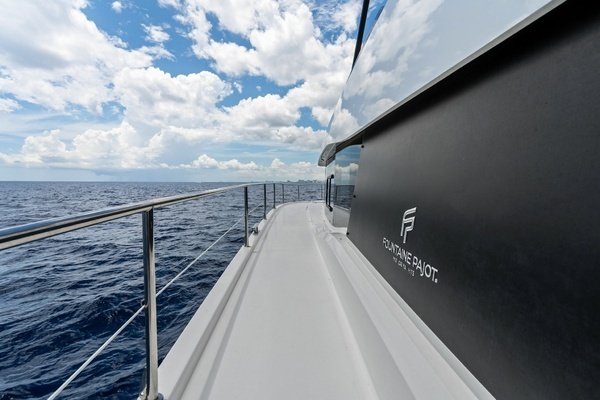 2024 Fountaine Pajot 44