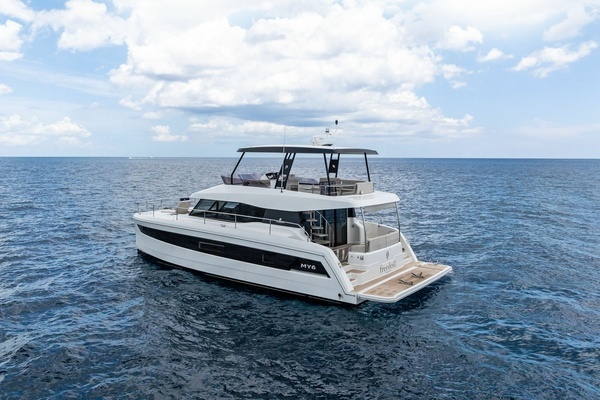 2024 Fountaine Pajot 44