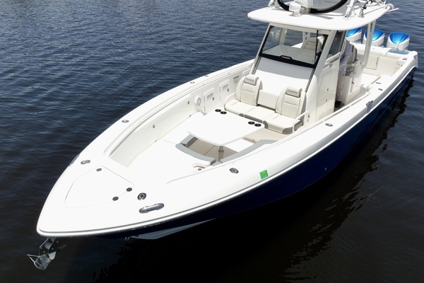 2017 Everglades 35