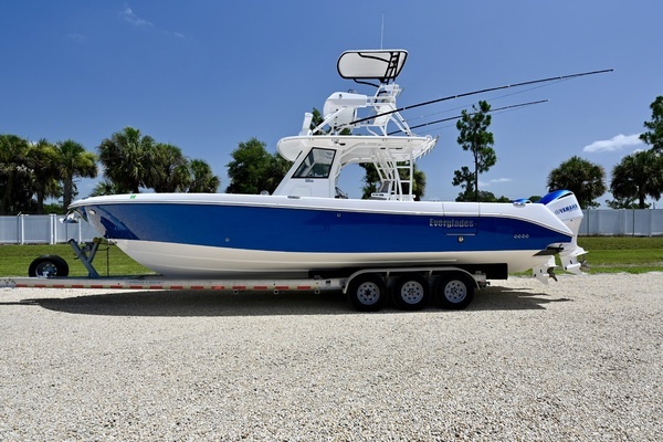 2017 Everglades 35