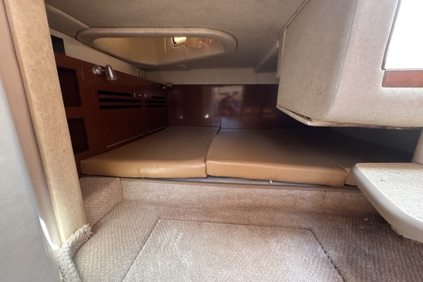 27ft Sea Ray Yacht For Sale