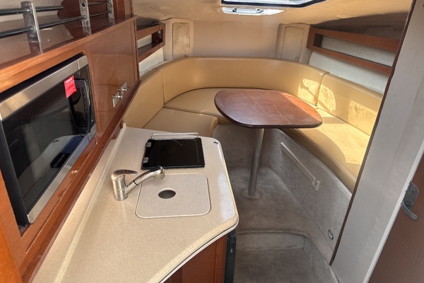 27ft Sea Ray Yacht For Sale