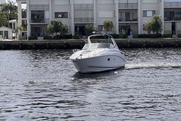 27ft Sea Ray Yacht For Sale