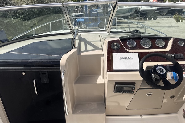 27ft Sea Ray Yacht For Sale