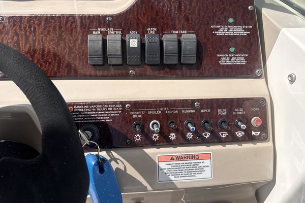 27ft Sea Ray Yacht For Sale