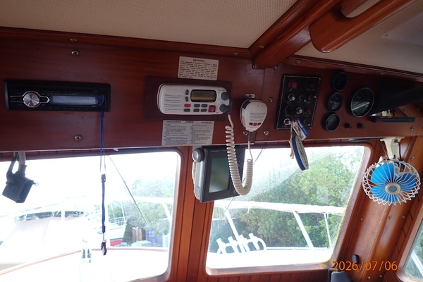 36' Monk lower helm electronics